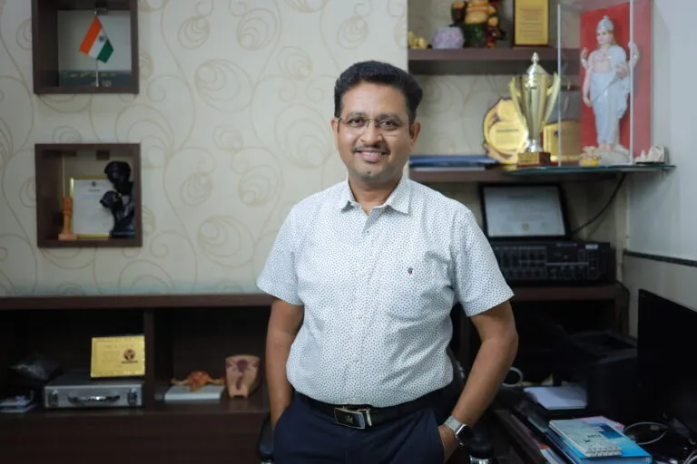 Dr Shivaji Narawade